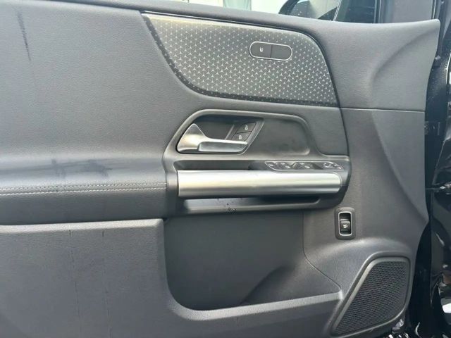 Mercedes-Benz B 180 B 180 PROGR+MULTIBEAM+AHK+KAM+SHZ+ASSIST+EASY-P+