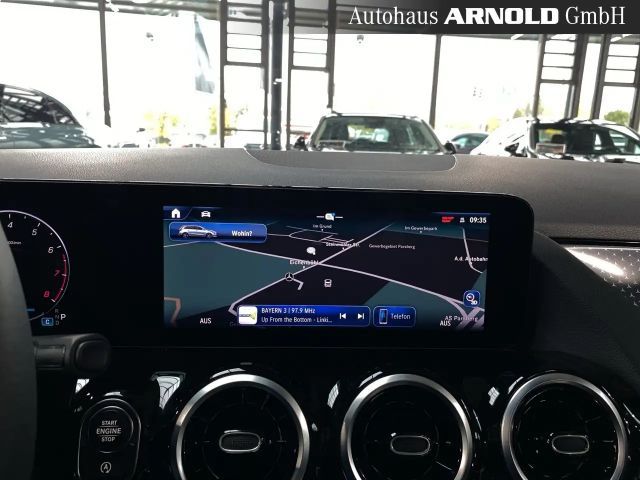 Mercedes-Benz B 200 Progressive Sedan