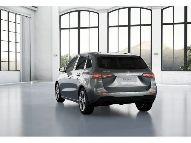 Mercedes-Benz B 250 4MATIC Progressive Sedan