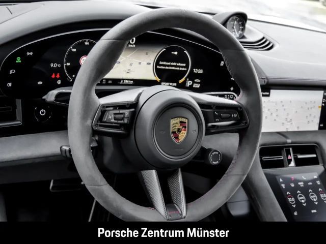 Porsche Taycan GTS Sport Turismo