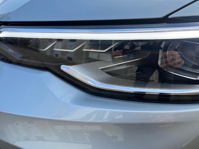 Volkswagen Golf 1.5 eTSI DSG