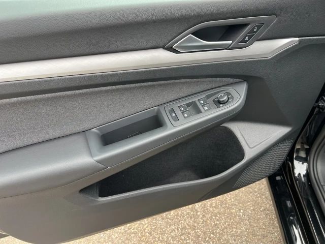 Volkswagen Golf 1.5 TSI Life Variant