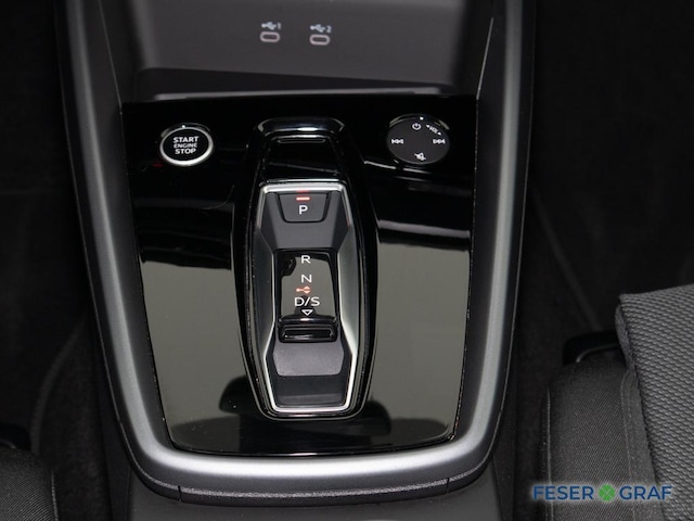 Audi A3 30 TFSI S-Tronic Sedan