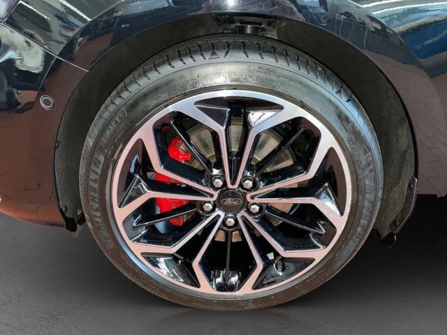 Ford Focus ST Line Wagon