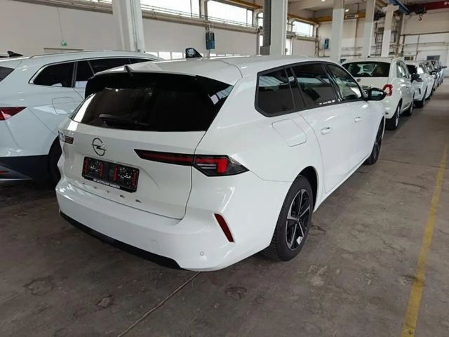Opel Astra Edition Sports Tourer