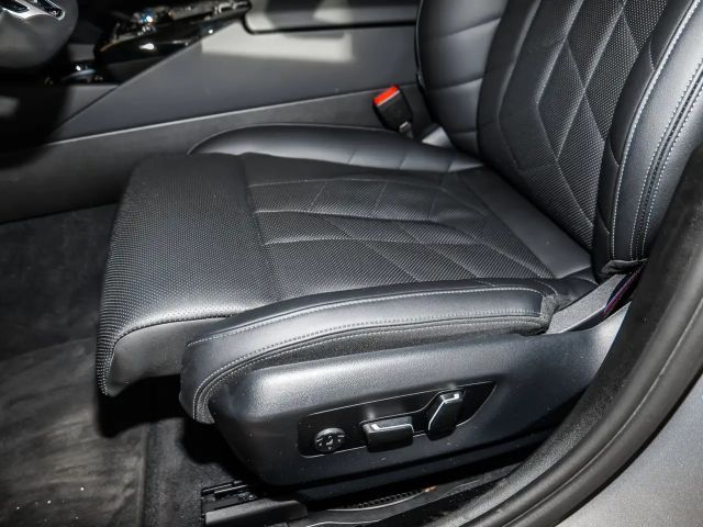 BMW 540 540d M-Sport Touring xDrive