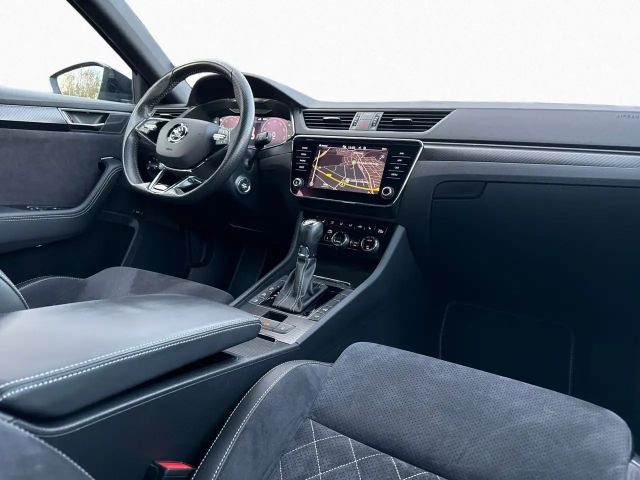 Skoda Superb 2.0 TSI 4x4 Combi Sportline