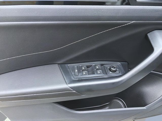 Volkswagen T-Roc 2.0 TSI DSG R-Line