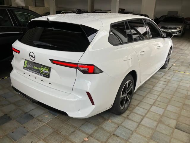 Opel Astra 1.2 Turbo Sports Tourer
