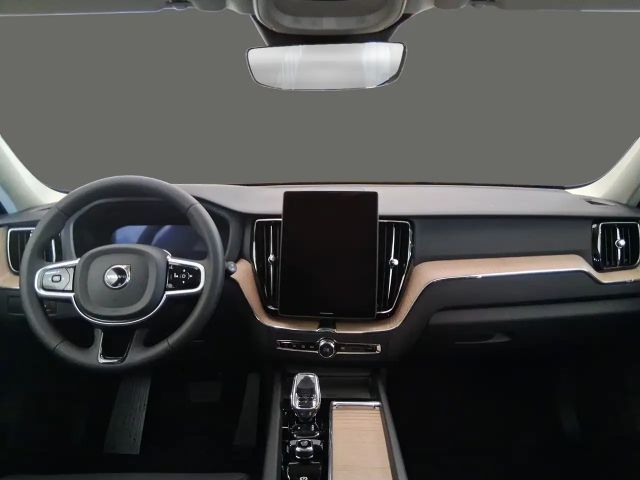 Volvo XC60 AWD Dark Plus T6