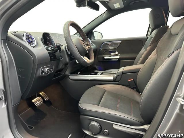 Mercedes-Benz GLA 180 AMG Line