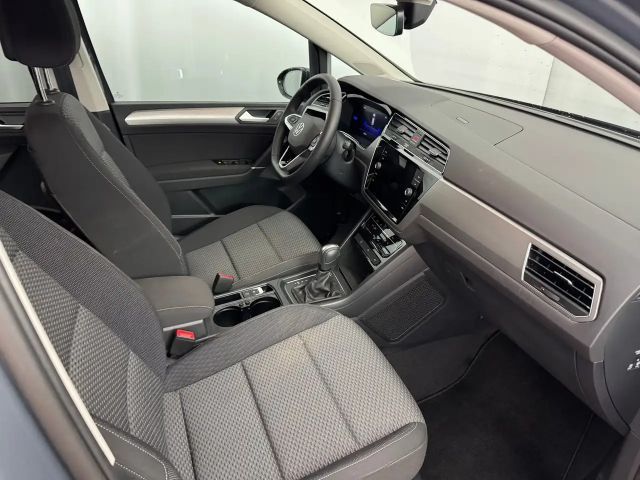 Volkswagen Touran DSG Life