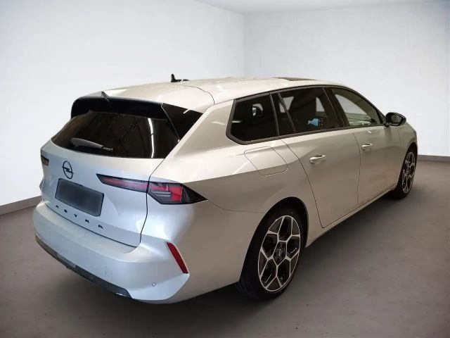 Opel Astra Sports Tourer Ultimate