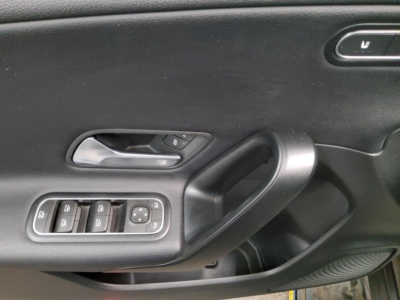 Mercedes-Benz CLA 200 CLA 200 d Shooting Brake