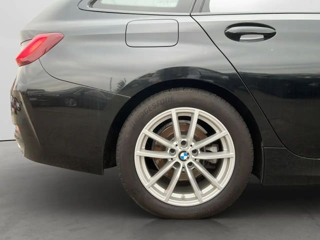 BMW 320 320d Touring xDrive