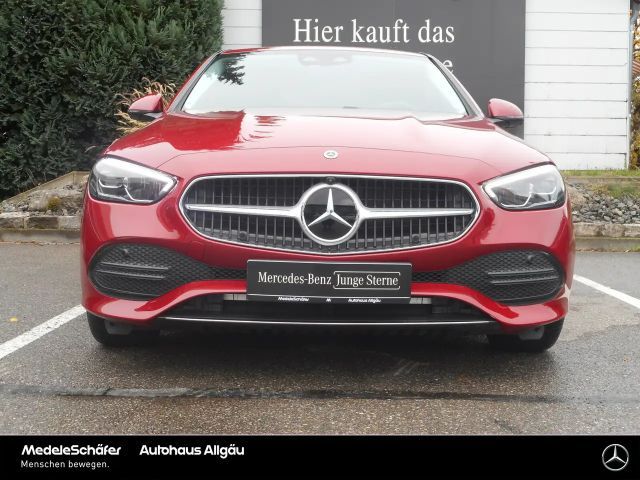 Mercedes-Benz C 180 AVANTGARDE Sedan