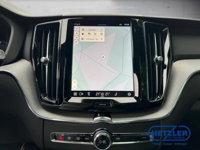 Volvo XC60 Dark Plus