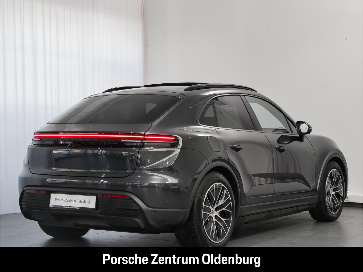 Porsche Macan Electric MATRIX,Luftfederung,Panoramadach