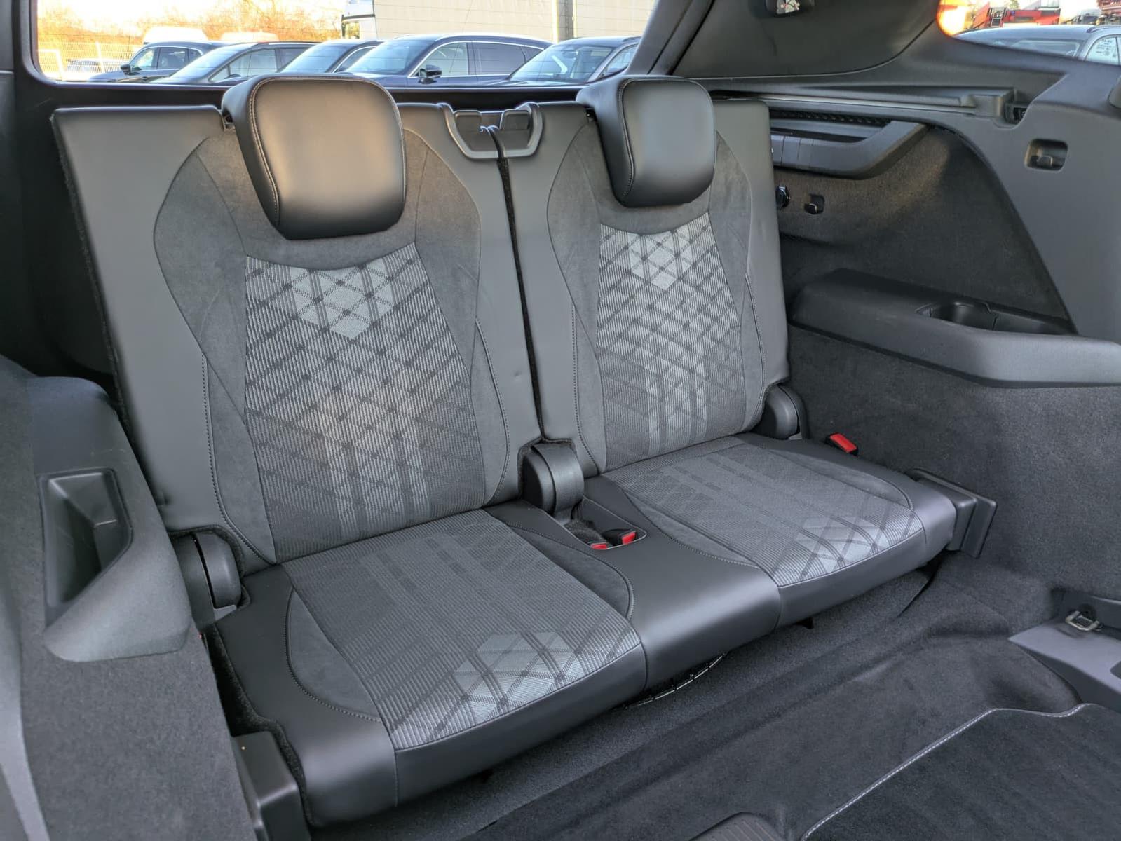 Volkswagen Tayron 2.0 TDI R-Line