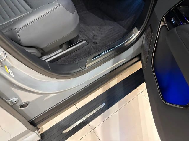 Land Rover Range Rover Sport P635 SV Edition Two Carbon