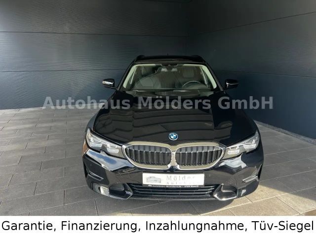 BMW 330 330e Sport Line Touring
