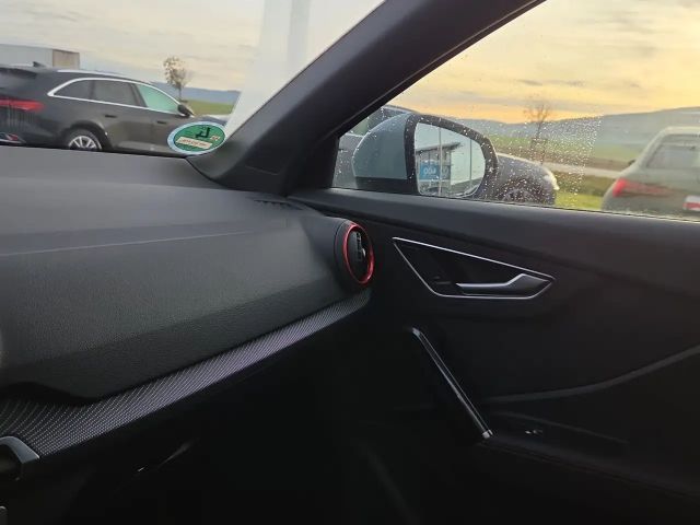 Audi Q2 35 TFSI S-Line