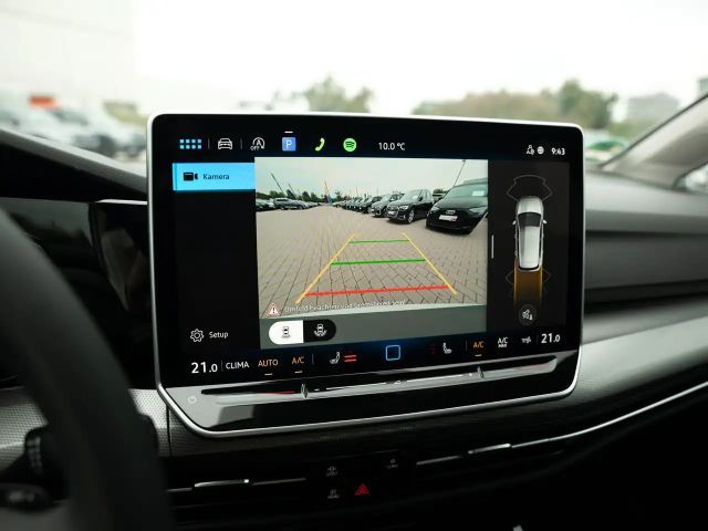 Volkswagen Golf DSG Style