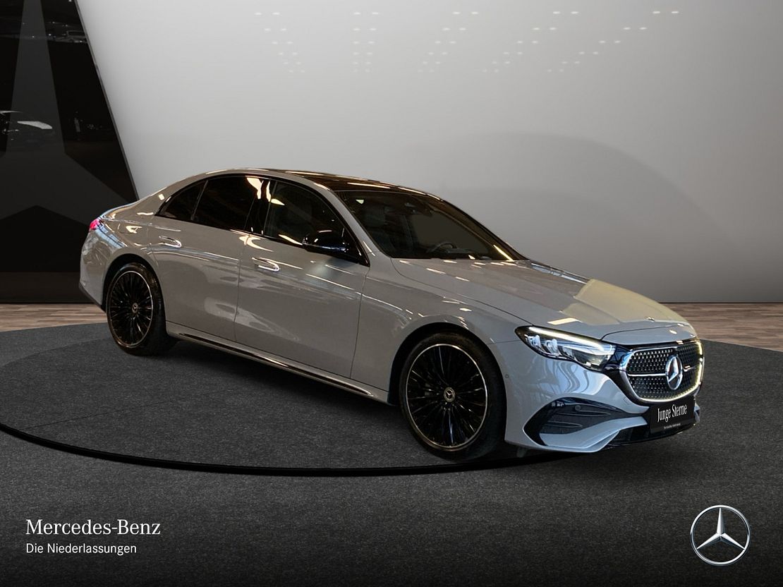 Mercedes-Benz E 200 AMG Line Sedan