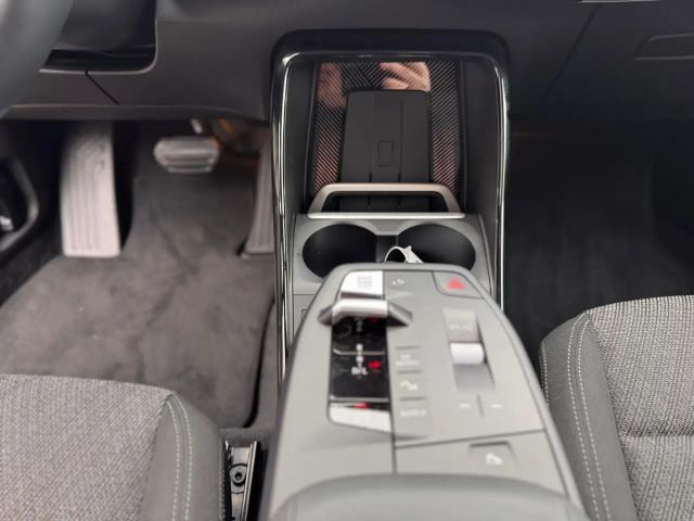 BMW 218 KAMERA DAB KLIMAAUTOMATIK LED