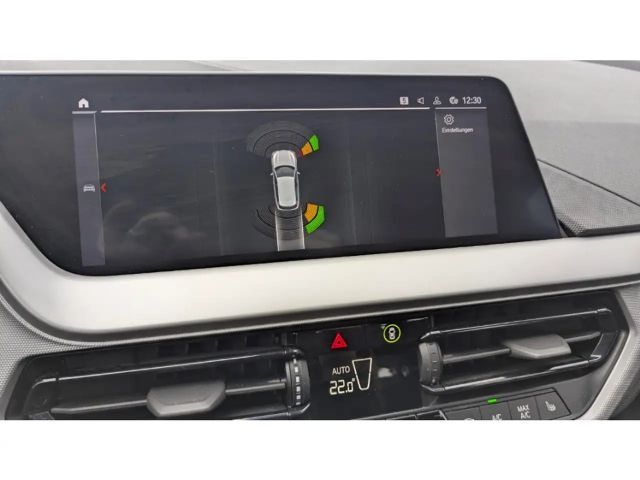 BMW 118 118i 5-deurs Sedan