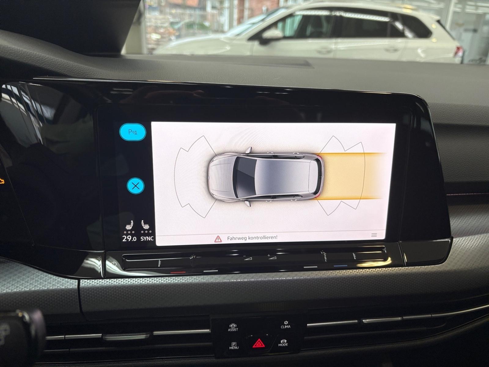 Volkswagen Golf 1.5 TSI Golf VIII