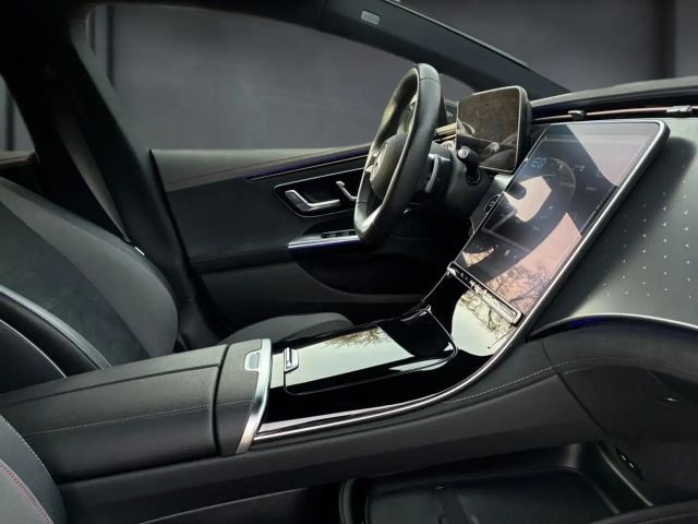 Mercedes-Benz EQE 350 AMG Line Sedan