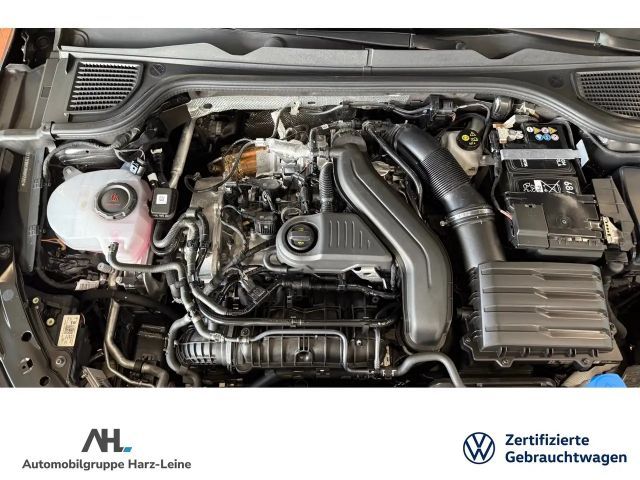 Volkswagen Golf 1.5 eTSI DSG Golf VIII Style