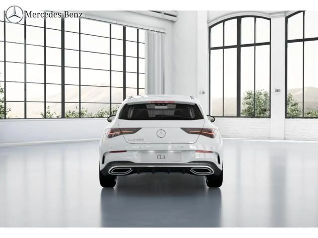 Mercedes-Benz CLA 200 AMG Line
