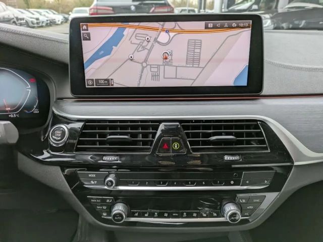 BMW 540 540d Luxury Line Touring xDrive