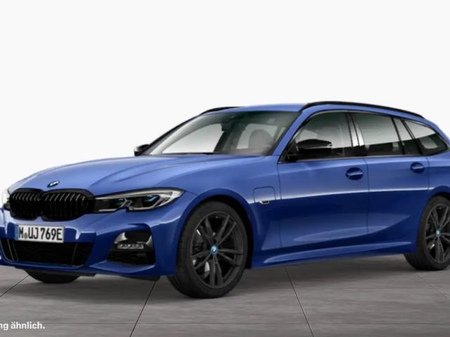 BMW 330 330e Touring xDrive