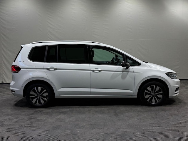 Volkswagen Touran 2.0 TDI DSG IQ.Drive