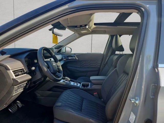 Mitsubishi Outlander 4WD PHEV