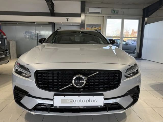 Volvo V90 AWD Dark Recharge T8 Ultra