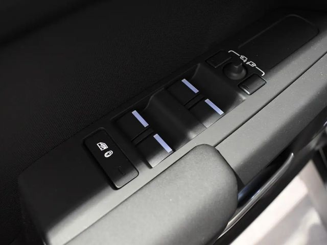 Land Rover Defender 110 AWD D200 S