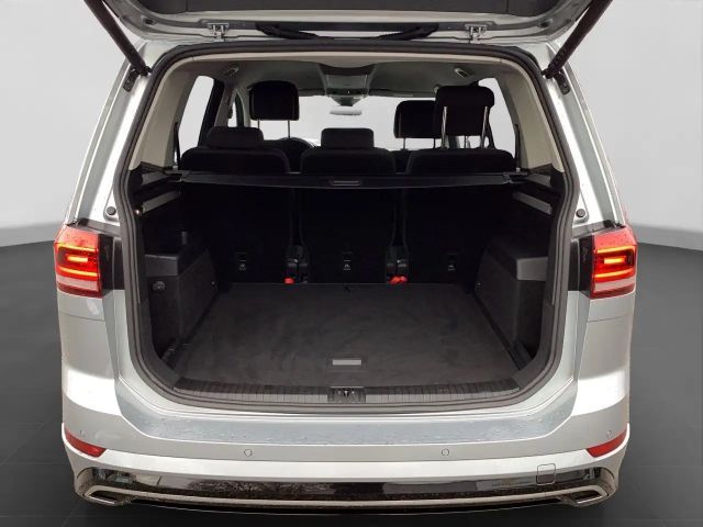 Volkswagen Touran 1.5 TSI DSG R-Line