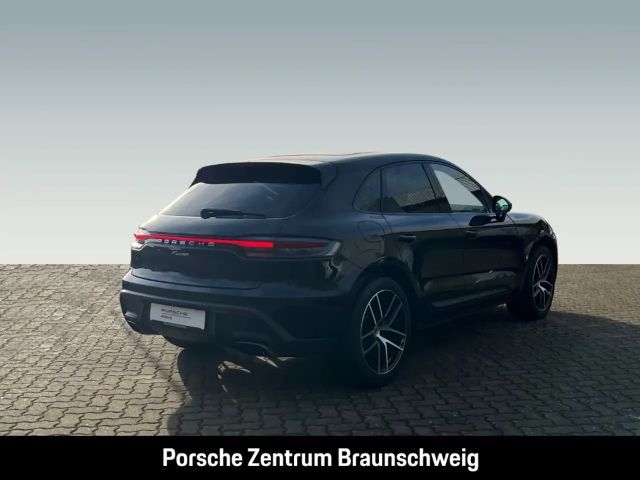 Porsche Macan BOSE Luftfederung 20-Zoll Panoramadach LED