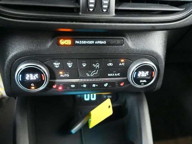 Ford Focus EcoBoost ST Line