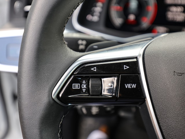 Audi A6 40 TDI Avant S-Tronic