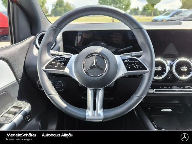 Mercedes-Benz B 220 B 220 d Progressive