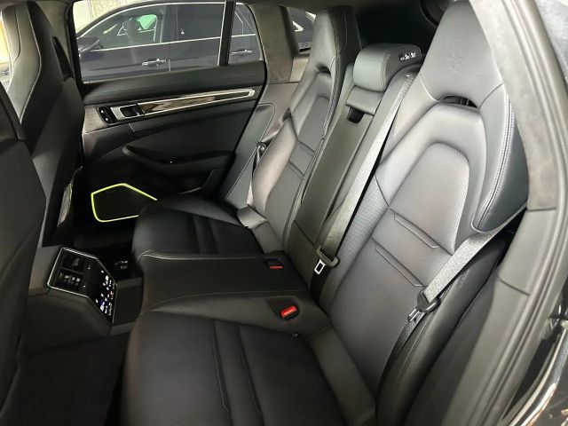 Porsche Panamera E-Hybrid S Turbo