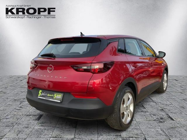 Opel Grandland X 1.6 Turbo Hybrid Turbo