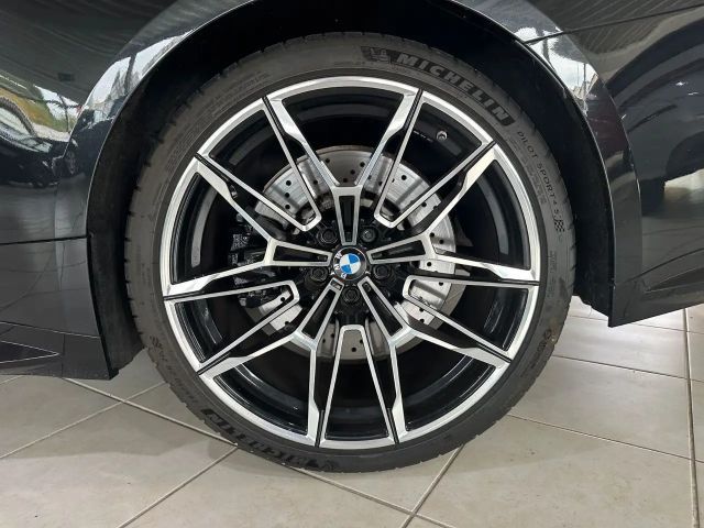 BMW M4 Cabrio Competition xDrive