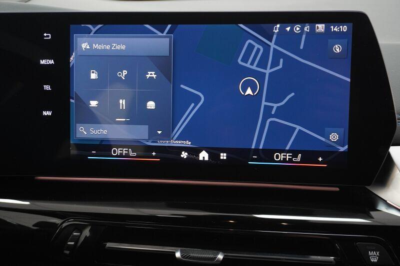 BMW 220 220i Active Tourer