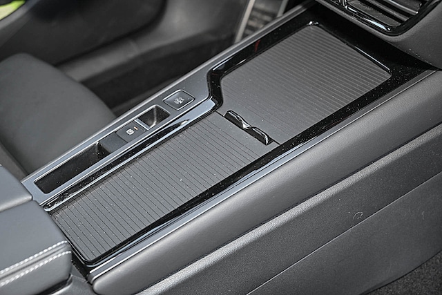 Volkswagen Passat DSG R-Line